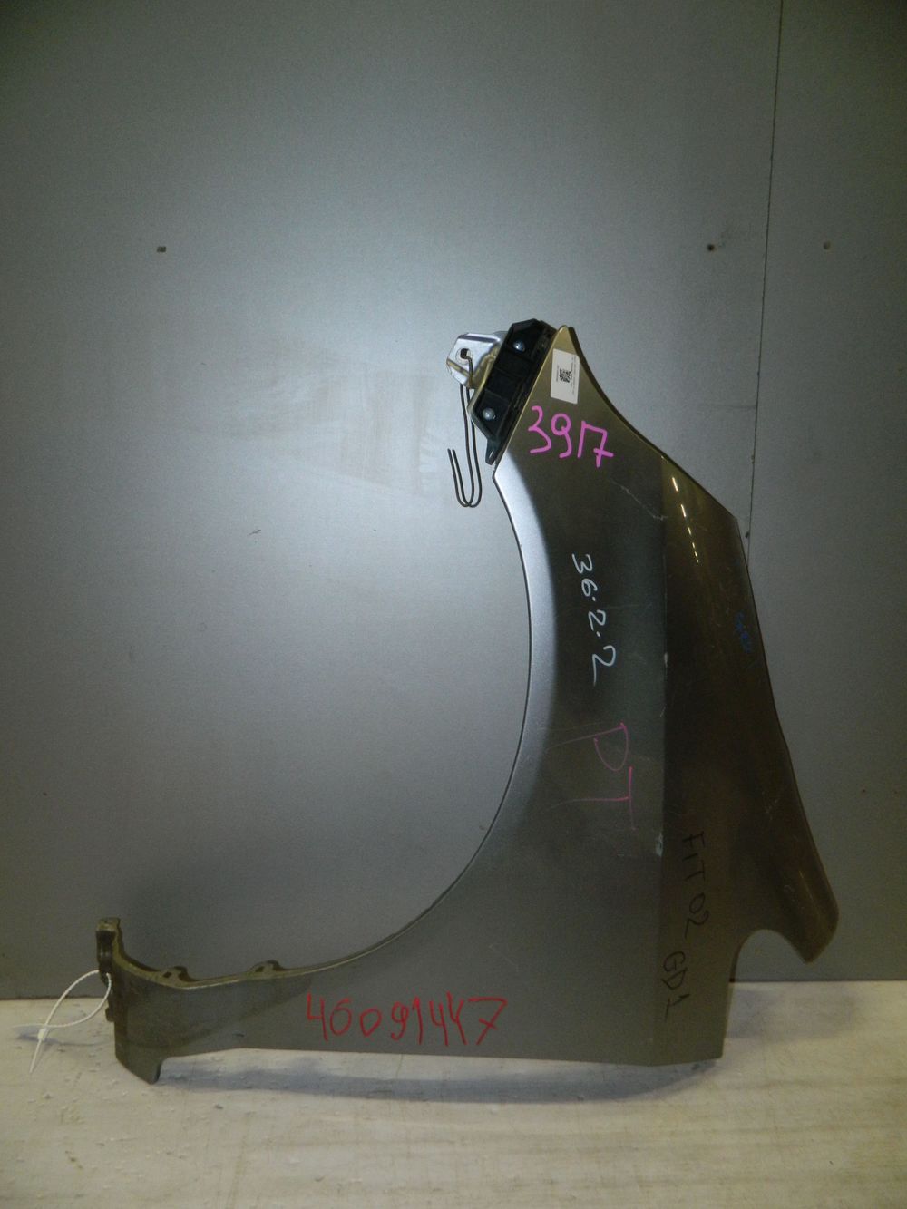 Крыло HONDA FIT GD1 Перед Лев (Контрактный) 46091447
