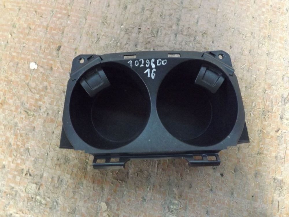 Подстаканник TOYOTA RAV4 ACA36 (Контрактный) 102960016