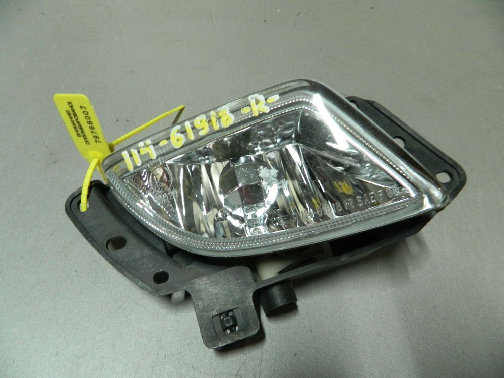 Фара противотуманная MAZDA CAPELLA GF8P Перед Прав (Контрактный) 79768007