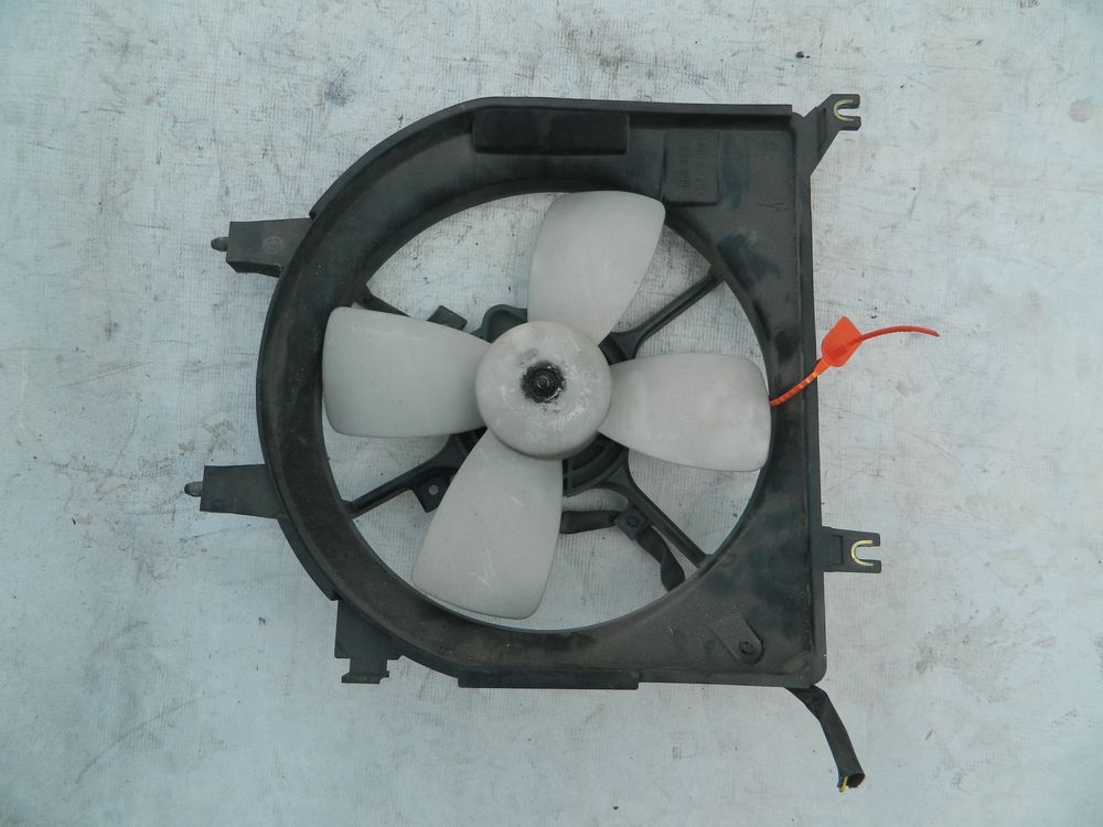 Диффузор радиатора MAZDA DEMIO DW3W (Контрактный) 72355962