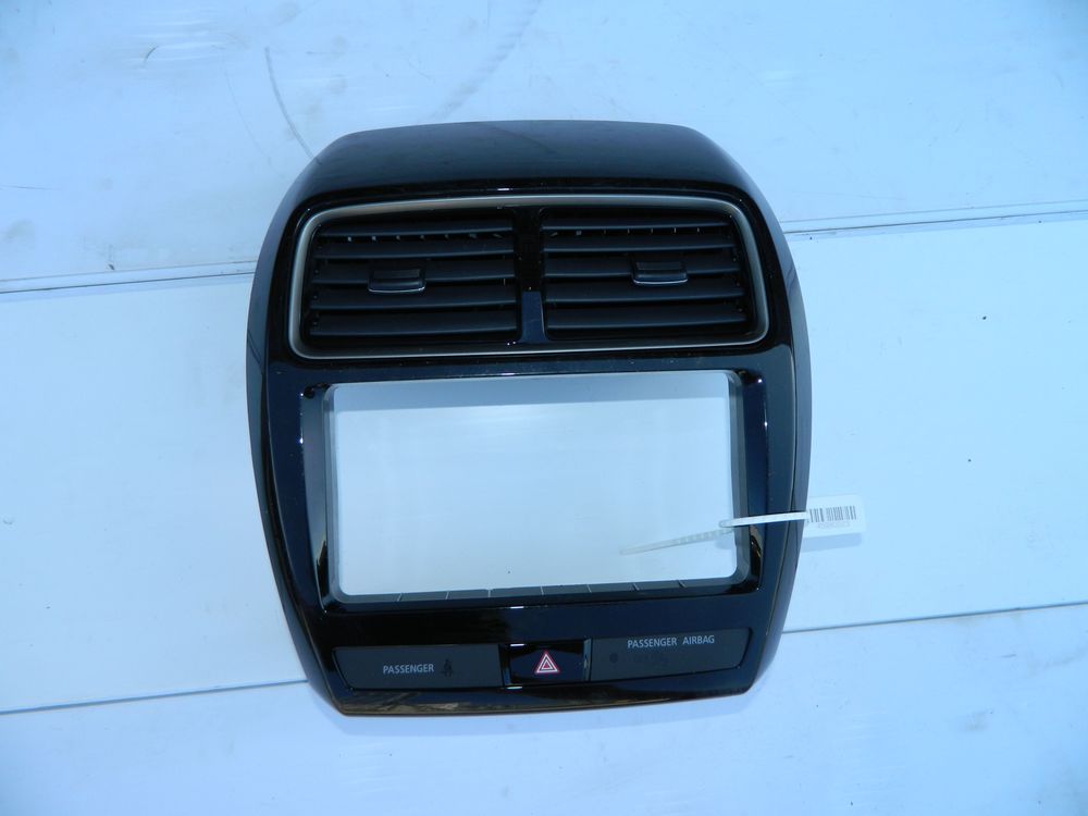 Накладка торпедо MITSUBISHI ASX (Контрактный) 45980023