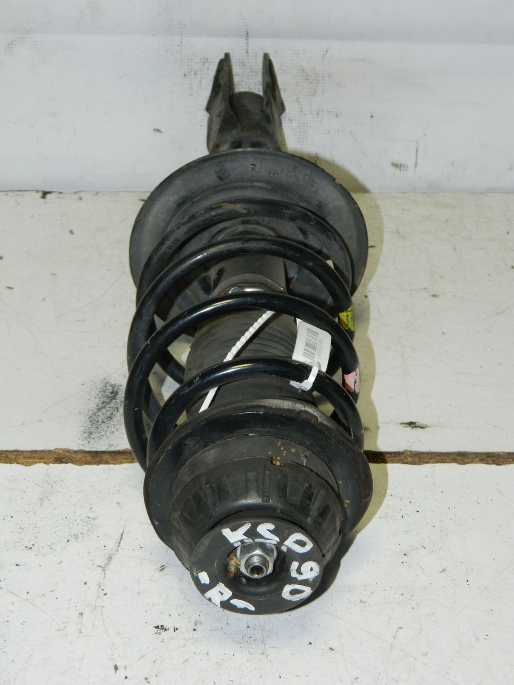 Стойка подвески TOYOTA VITZ KSP90 Перед Лев (Кoнтрактный) 45992961