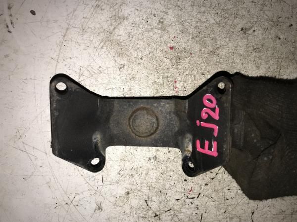 Подушка КПП SUBARU 41022AE120