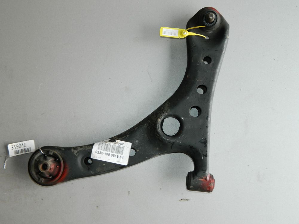Рычаг подвески TOYOTA VOXY AZR65 Перед Лев (Контрактный) 40951165