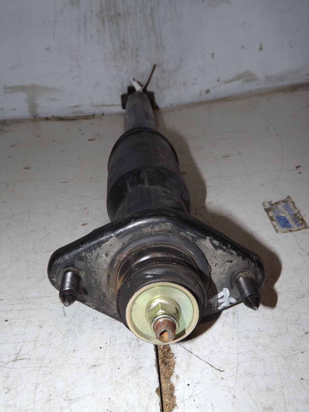 Амортизатор подвески HONDA STEPWGN RF3 Задн (Контрактный) 35023166