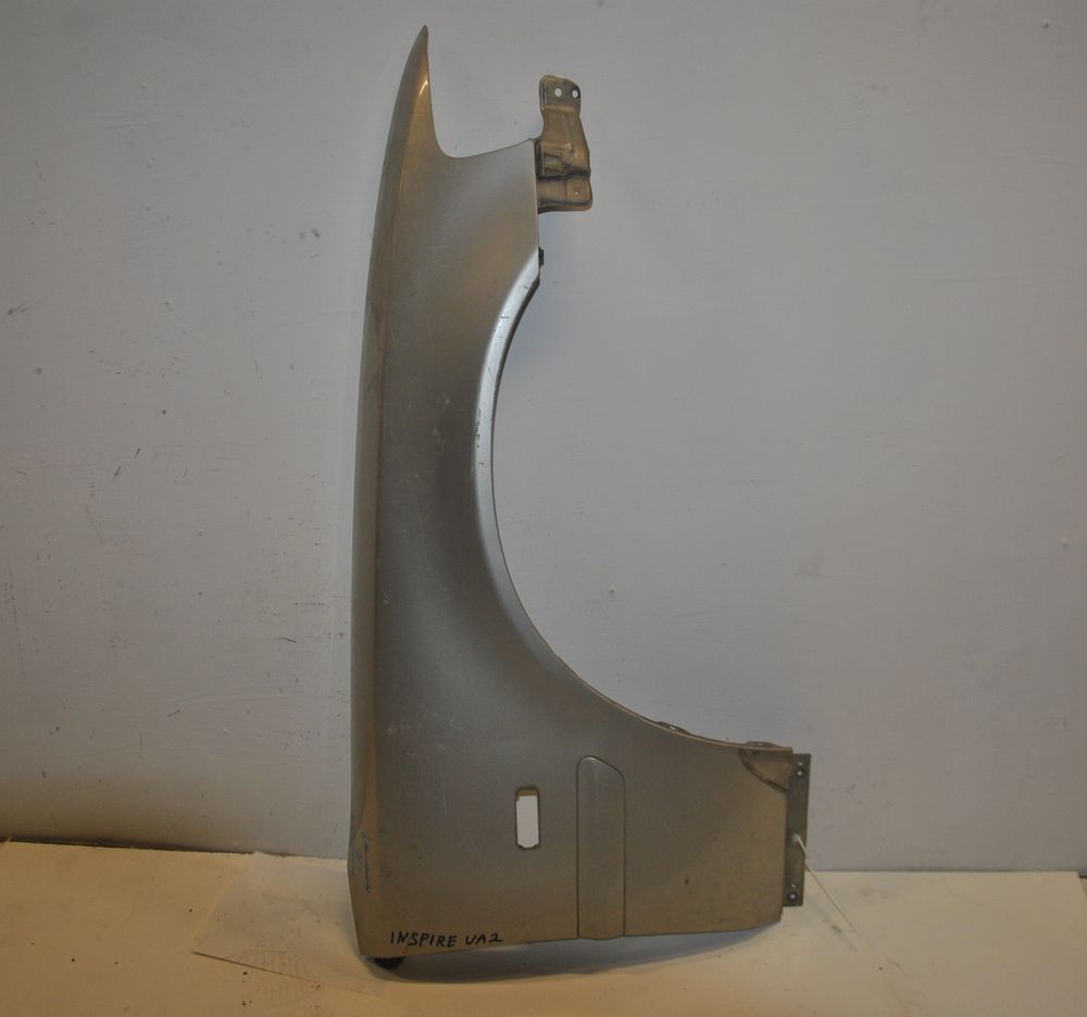 Крыло HONDA INSPIRE UA2 Перед Прав (Контрактный) 46098766