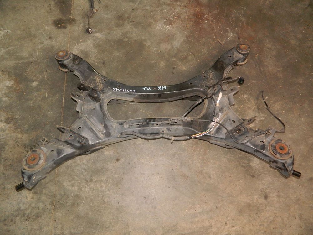 Балка подвески NISSAN TEANA J32 Зад (Контрактный) 1070960941