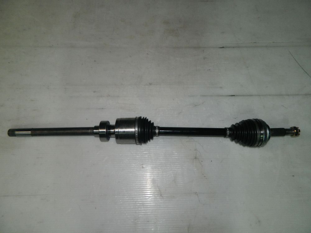 Привод GENERAL PARTS DSD008R TOYOTA SXM15 / ST215 Перед Прав