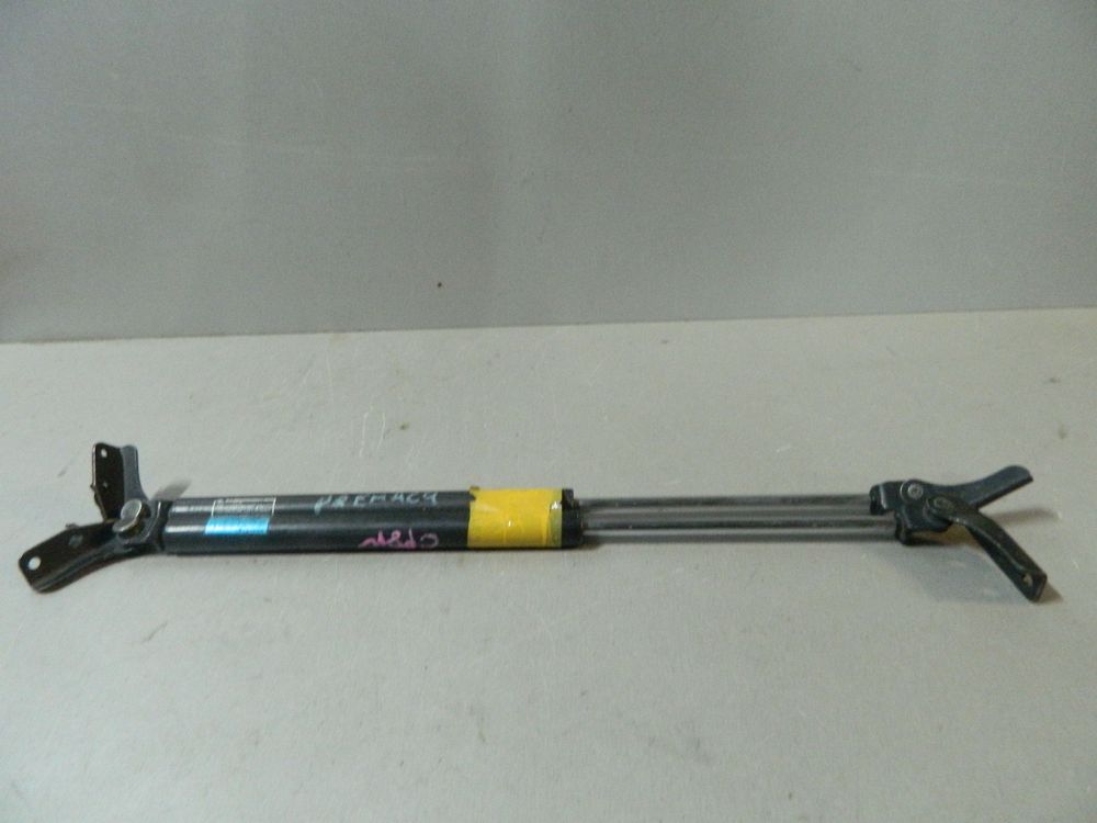 Амортизатор багажника MAZDA PREMACY CP8W (Контрактный) 81532054