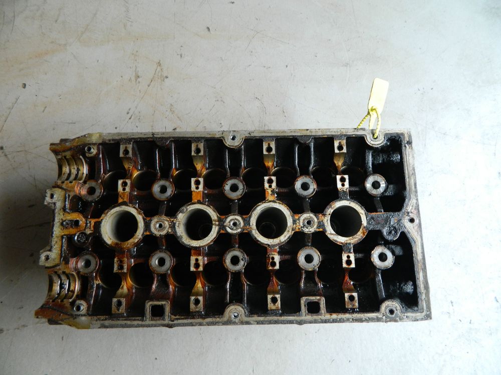 Головка блока цилиндров OPEL ASTRA GTC A16XER (Б/У) 94603854