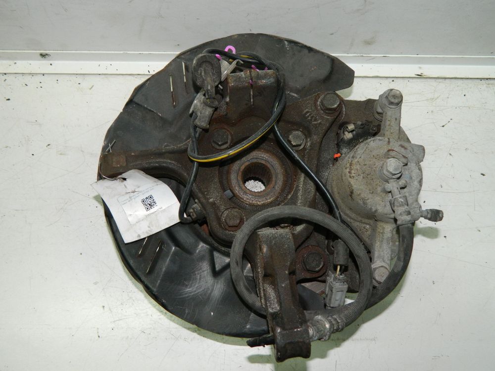 Ступица SUBARU IMPREZA GH2 Перед Лев (Контрактный) 03344877