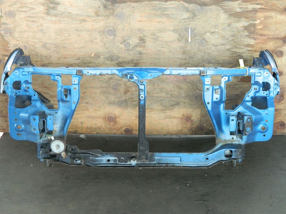Рамка радиатора MAZDA DEMIO DW3W (Контрактный) 94584186