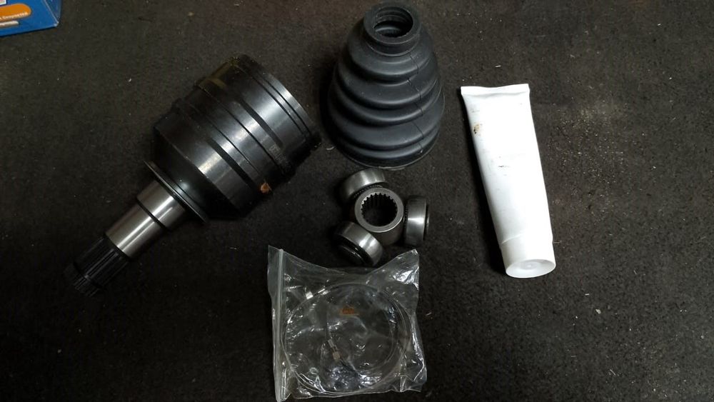 ШРУС внутренний SAT TO-560 Toyota Premio/Allion 01-/Auris/Corolla/09- ZRE15#/ZZT251