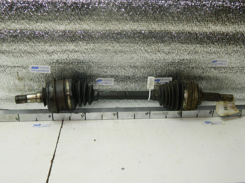 Привод TOYOTA IPSUM SXM15 3SFE Перед Лев (Контрактный) 35015424