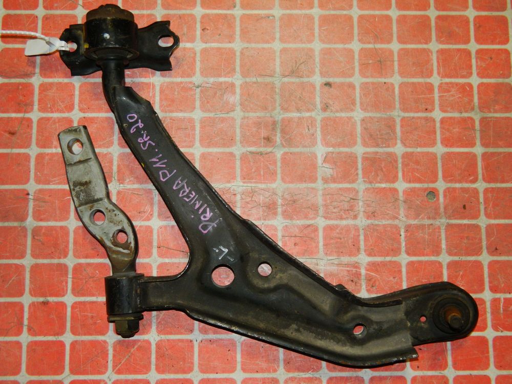 Рычаг подвески NISSAN PRIMERA P11 Перед Лев (Контрактный) 45980948