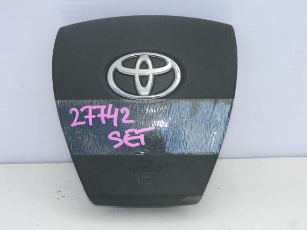 Подушка безопасности на руль TOYOTA PRIUS ZVW30 2ZR (Контрактный) 79590831
