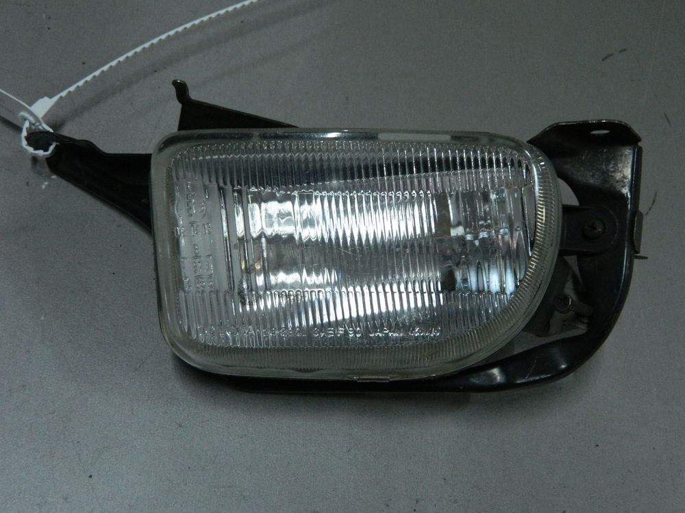 Фара противотуманная TOYOTA CELICA ST182 Перед Лев 20290 (Контрактный) 69586729