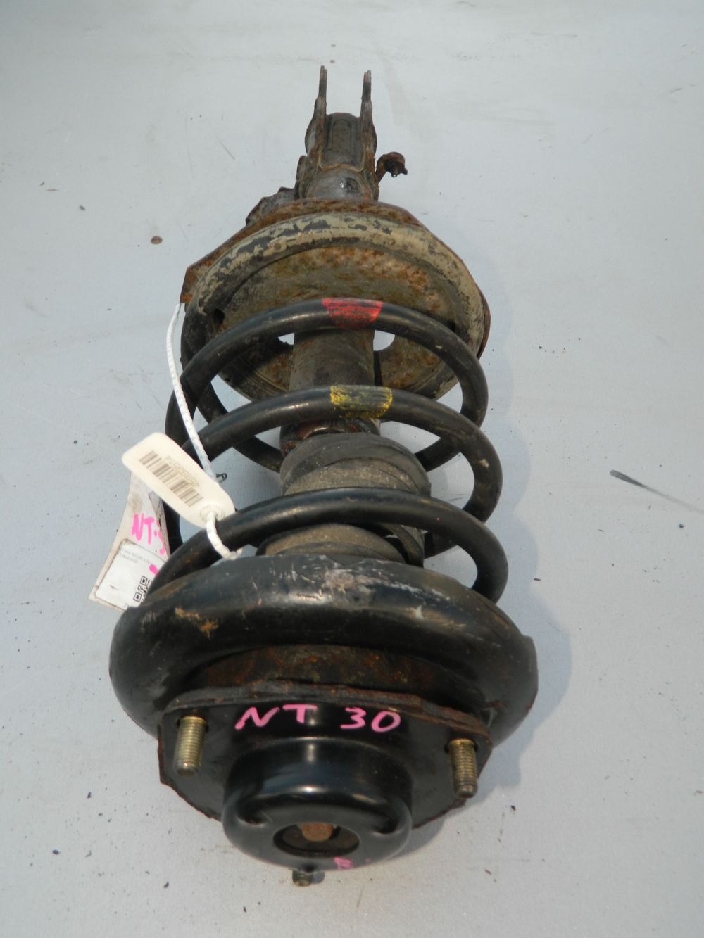 Стойка подвески NISSAN X-TRAIL NT30 Перед Прав (Контрактный) 45993514