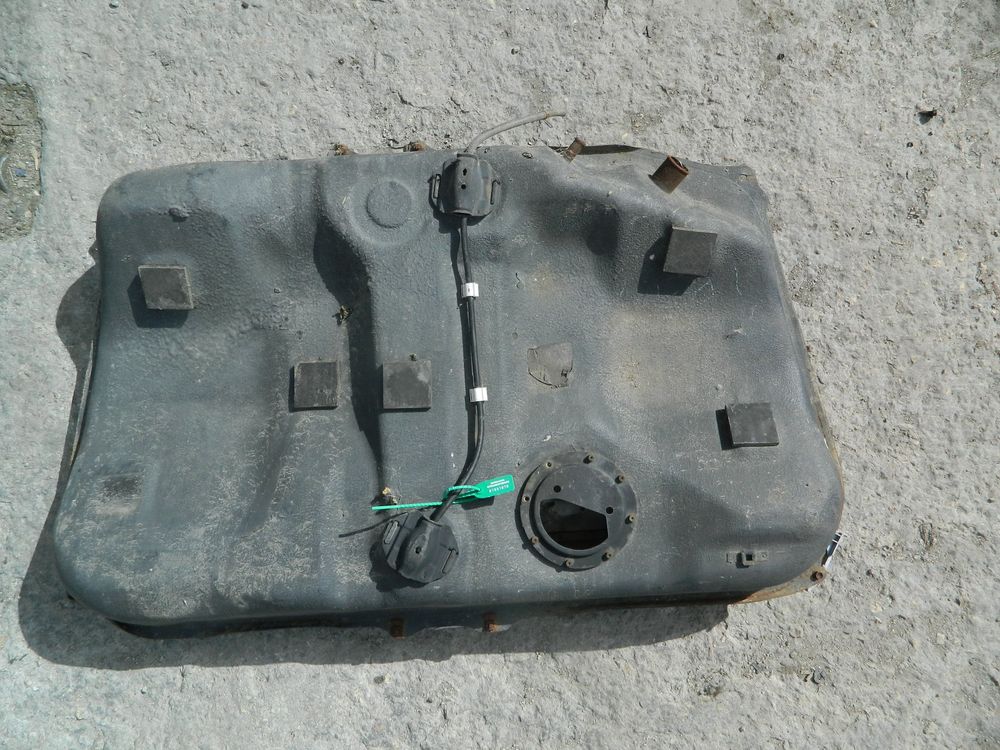 Бак топливный TOYOTA CAMRY ACV40 (Контрактный) 81531975