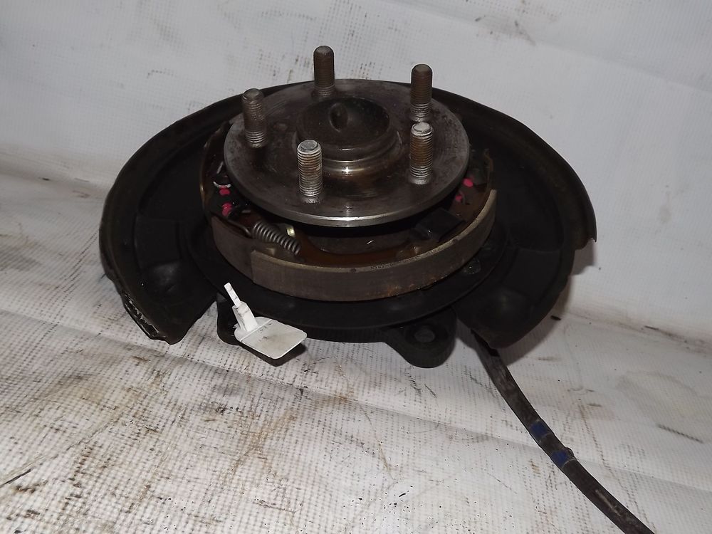 Ступица TOYOTA VISTA SV50 Зад Лев (Контрaктный) 35017403