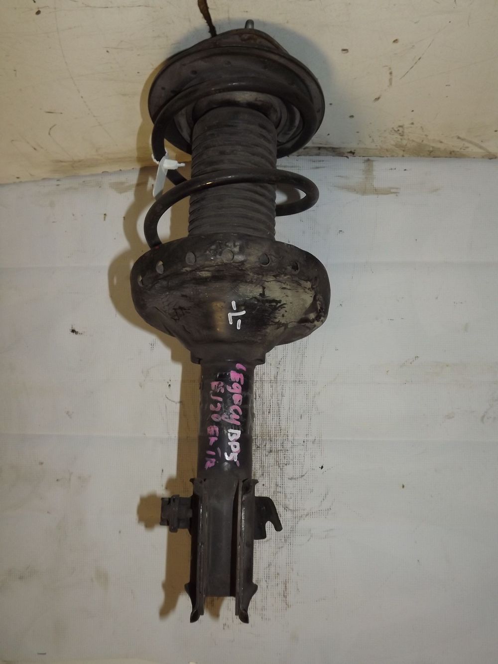 Стойка подвески SUBARU LEGACY BP5 Перед Лев (Контрактный) 35023363