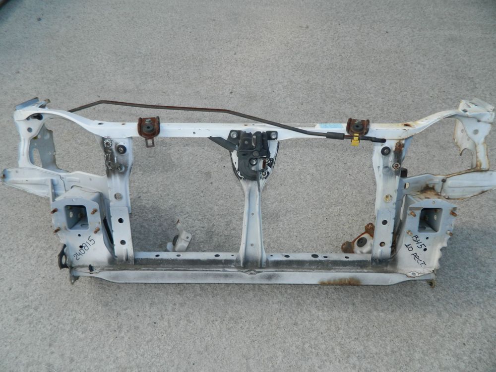 Рамка радиатора SUBARU LEGACY BH5 (Контрактный) 240815
