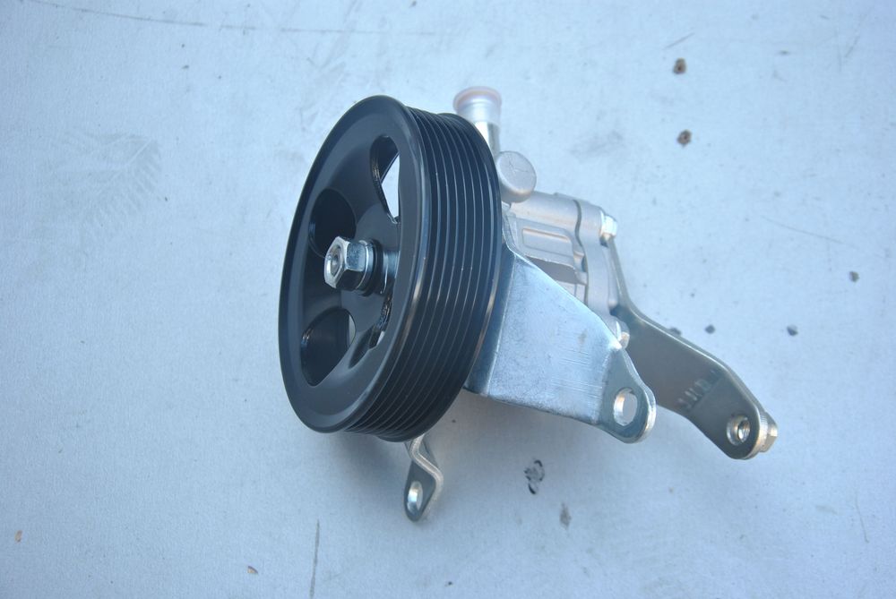 Насос ГУР GENERAL PARTS 49110VZ00A NISSAN CARAVAN E25, QR20DE, QR25DE