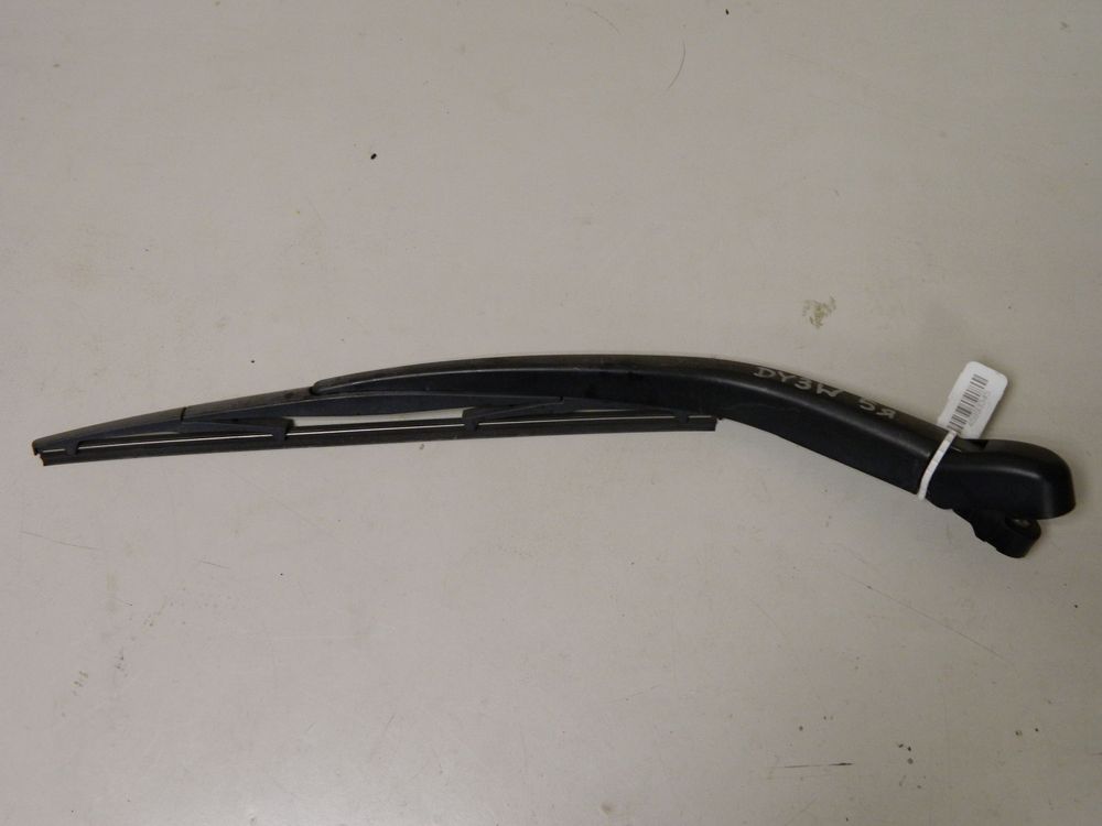 Дворник 5-ой двери MAZDA DEMIO DY3W (Контрактный)
