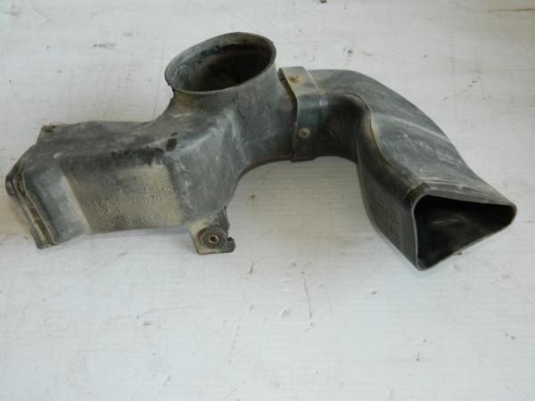 Патрубок воздушного фильтра TOYOTA CORONA ST191 3SFE (Б/У)