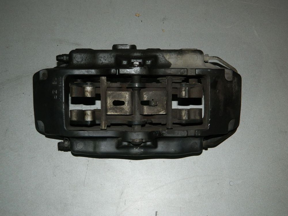 Суппорт AUDI Q7 4L BAR Перед Прав (Б/У)