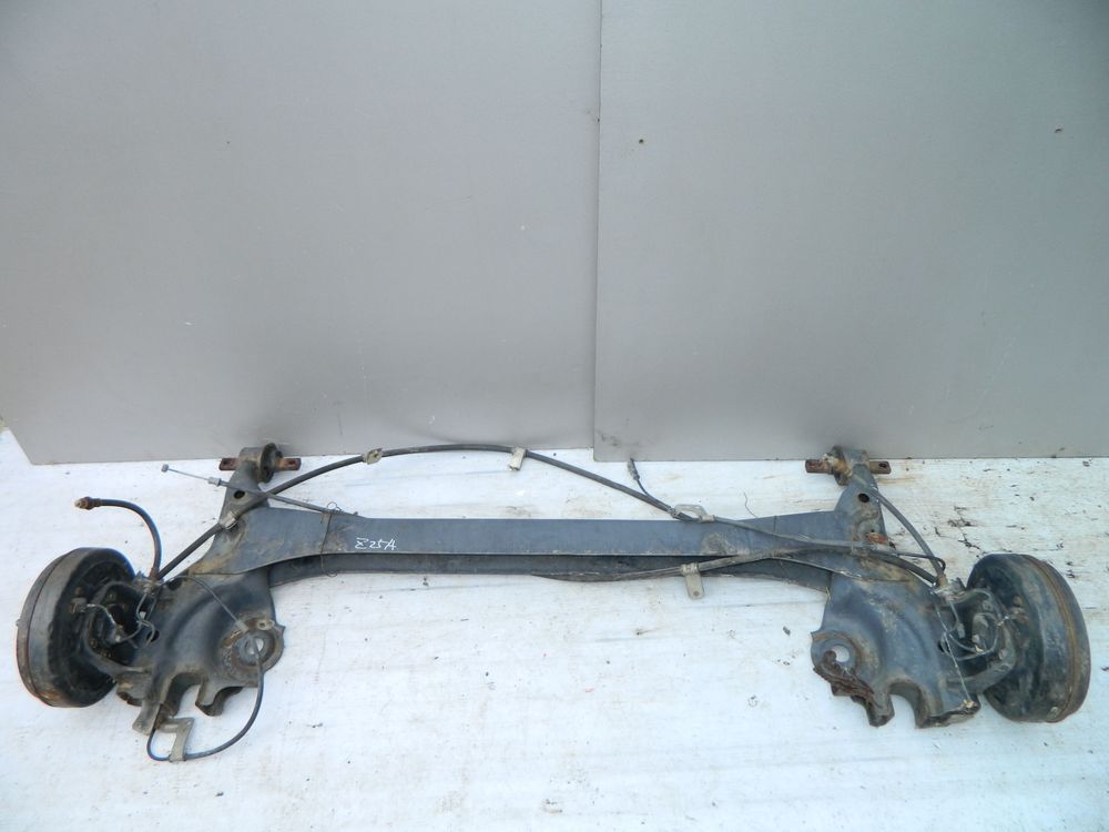 Балка подвески MITSUBISHI COLT Z25A Зад (Контрактный) 40951571