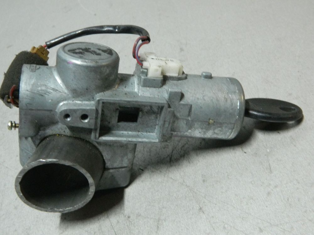 Замок зажигания NISSAN SKYLINE R34 (Контрактный) 81532381