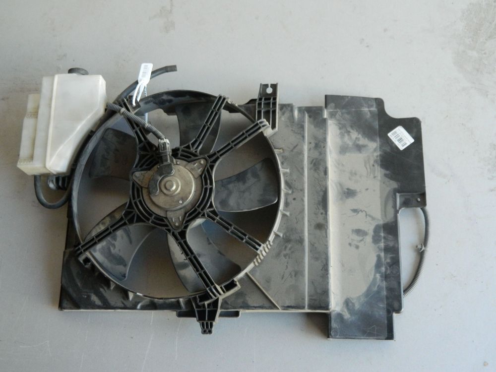 Диффузор радиатора NISSAN NOTE E11 HR15DE (Контрактный) 45990941