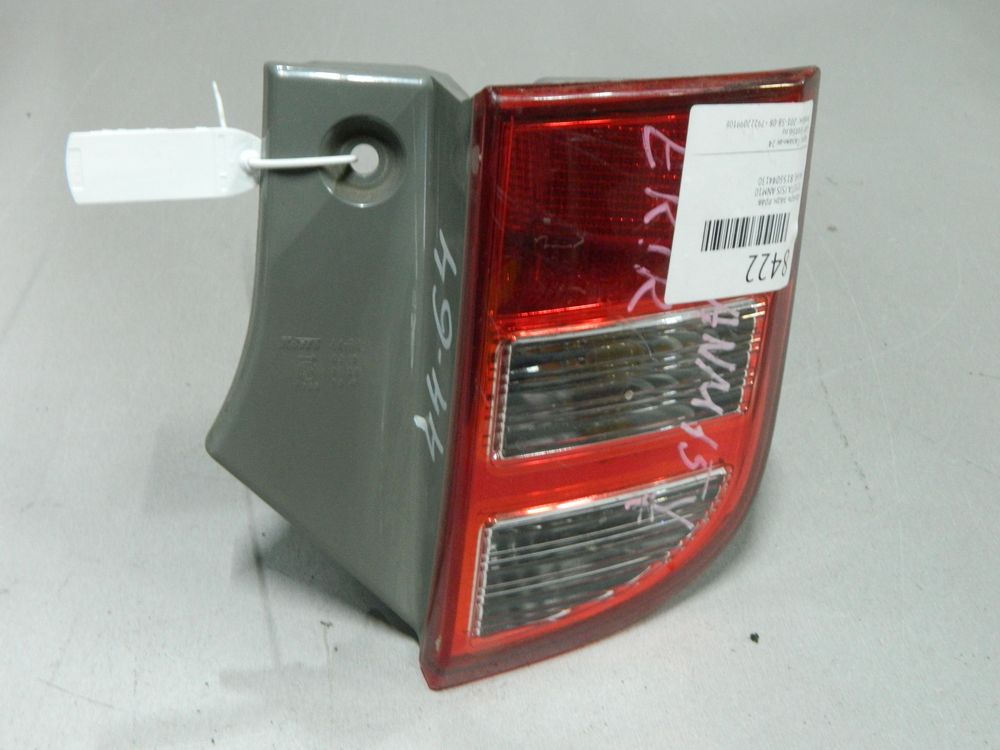 Фонарь TOYOTA ISIS ANM10 Зад Прав 4464 (Контрактный) 03344363