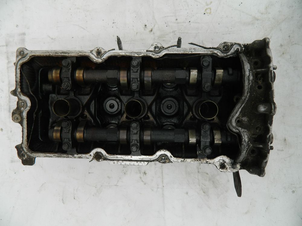 Головка блока цилиндров NISSAN VQ20DE Прав (Б/У) 72367154