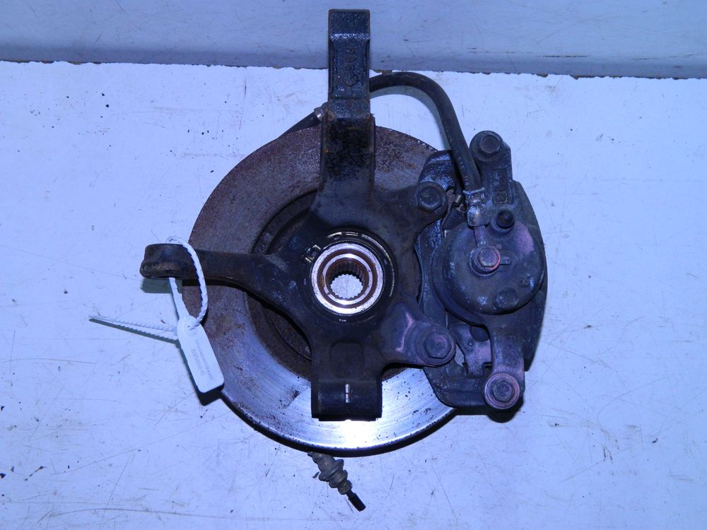 Ступица NISSAN MARCH AK12 Перед Лев (Контрактный) 69586616