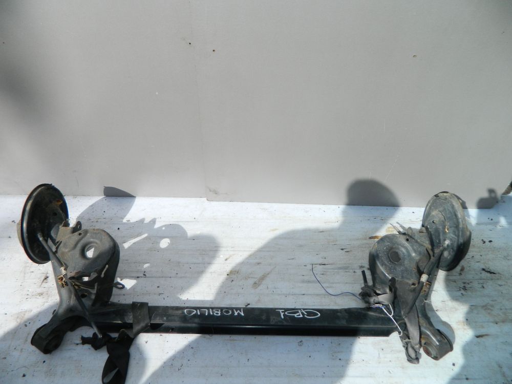 Балка подвески HONDA MOBILIO SPIKE GK1 Зад (Контрактный) 40951704
