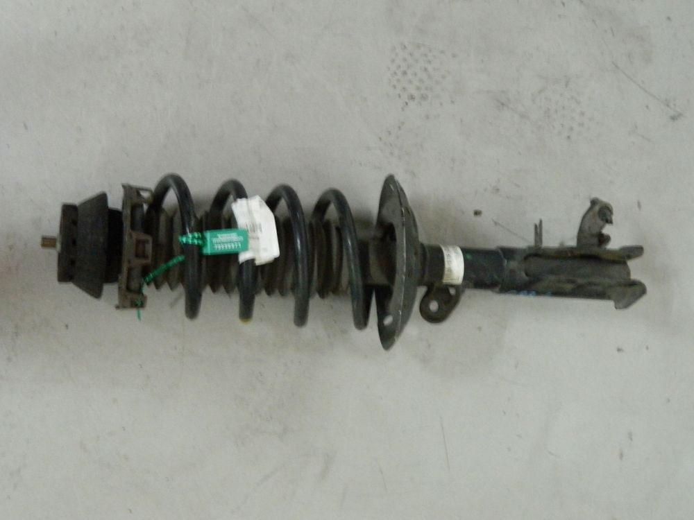 Стойка подвески HONDA FREED SPIKE GB3 Перед Лев (Контрактный) 79586971