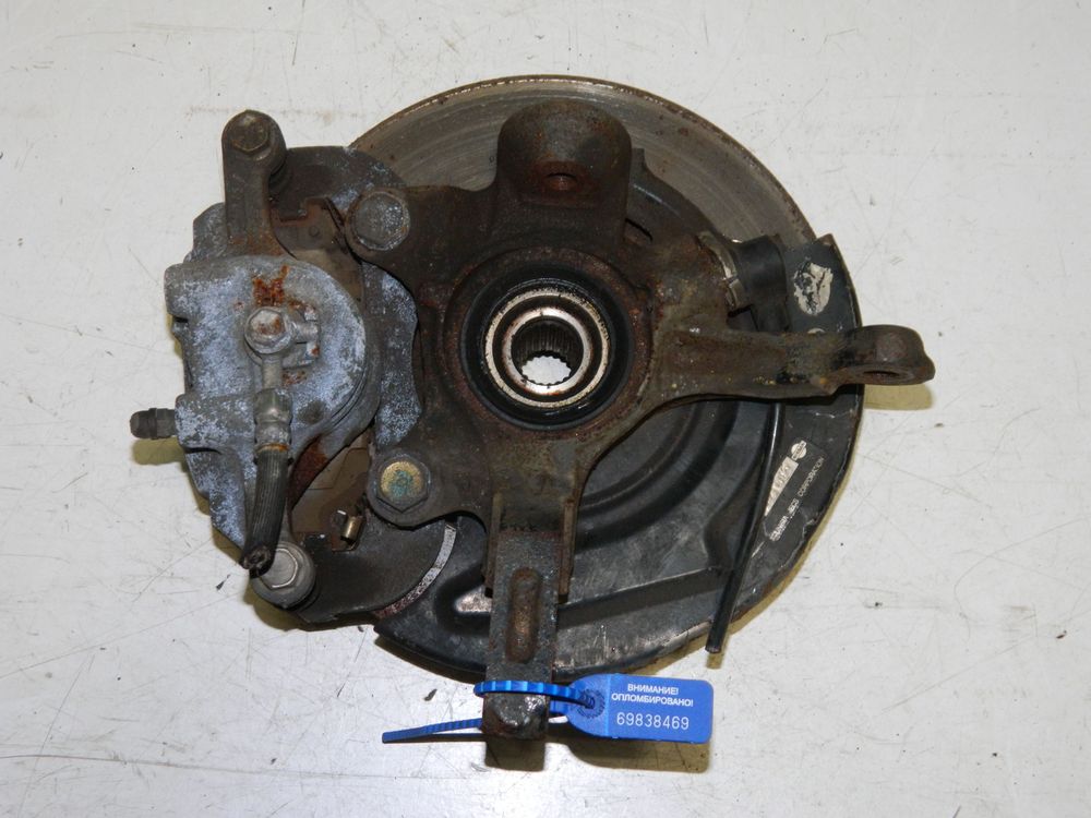 Ступица NISSAN MARCH K11 Перед Лев (Контрактный) 69838469