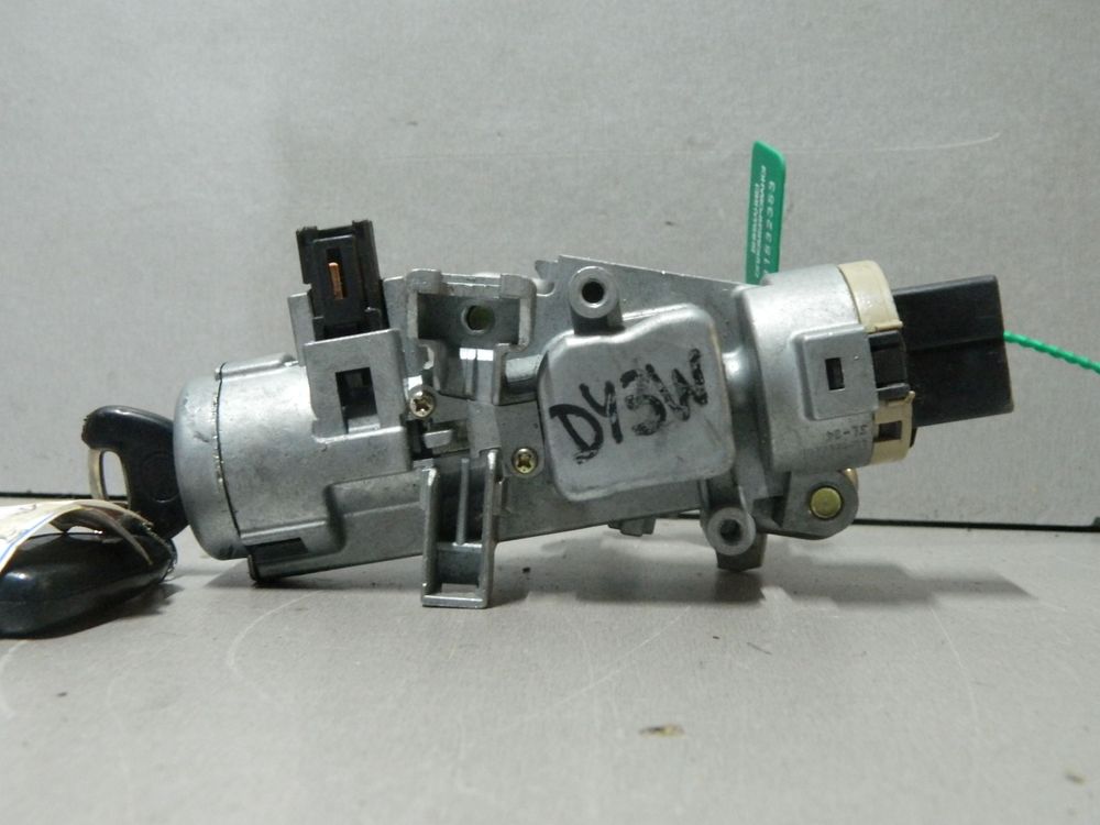 Замок зажигания MAZDA DEMIO DY3W (Контрактный) 81532353