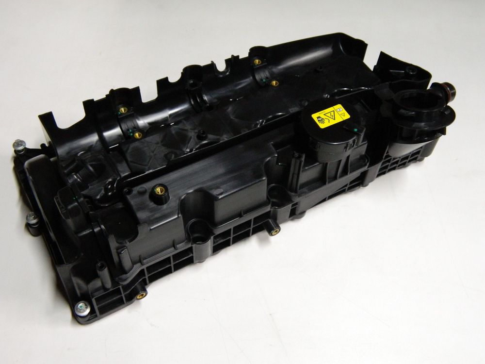 Крышка клапанная GENERAL PARTS 11128508570 BMW 3-Series 08- E92 N47D20A 2.0 TD