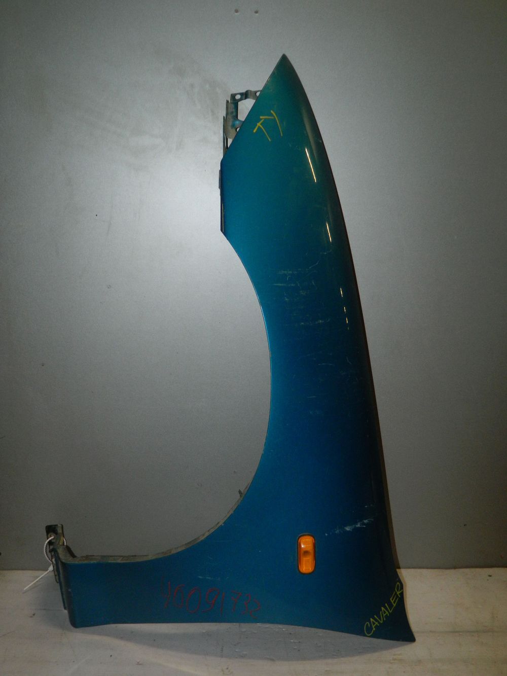 Крыло TOYOTA CAVALIER TJG00 Перед Лев (Контрактный) 46091732