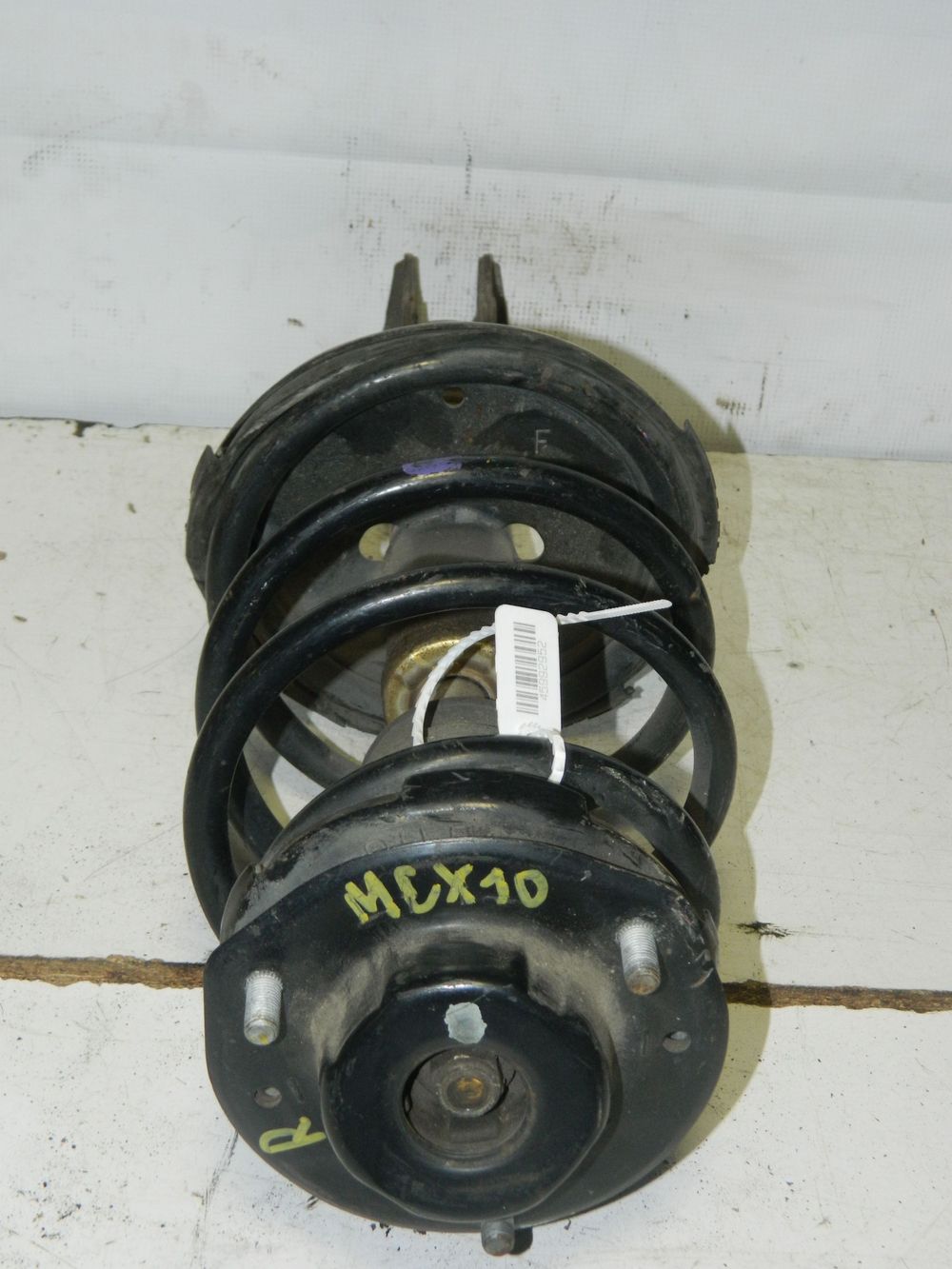 Стойка подвески TOYOTA AVALON MCX10 Перед Прав (Контрактный) 45992952