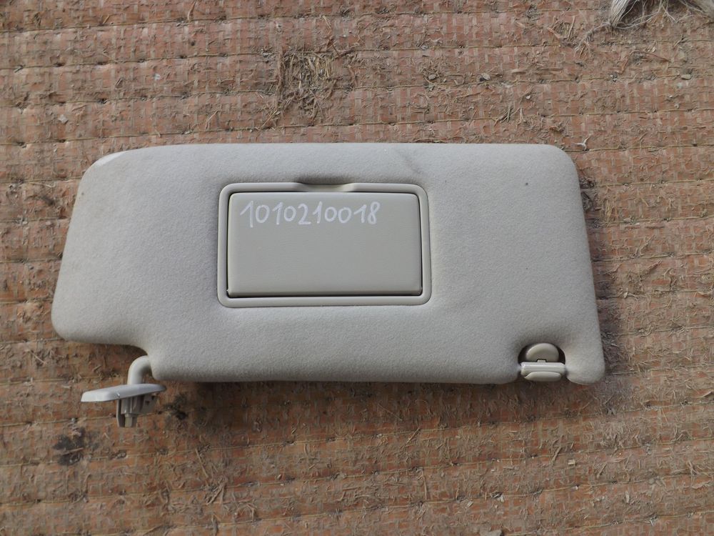 Козырек солнцезащитный NISSAN TEANA J31 Перед Прав (Контрактный) 1010210018