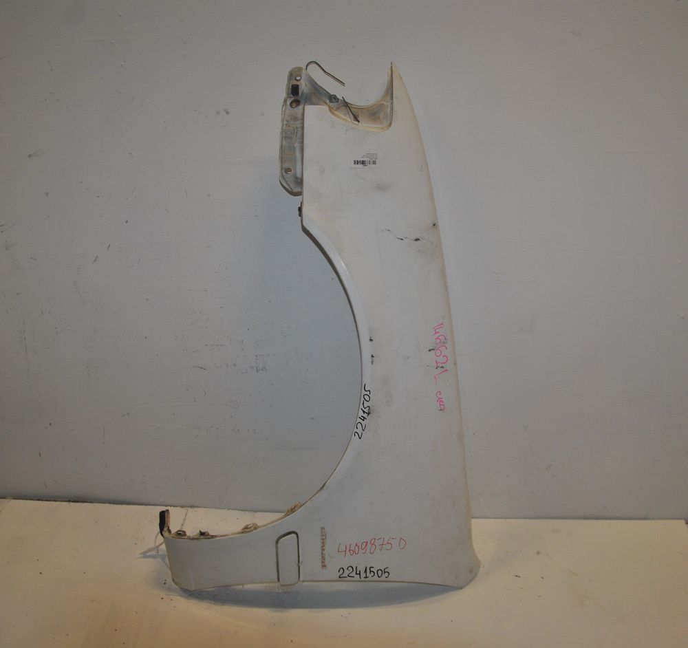 Крыло TOYOTA COROLLA AE110 Перед Лев (Контрактный) 46098750