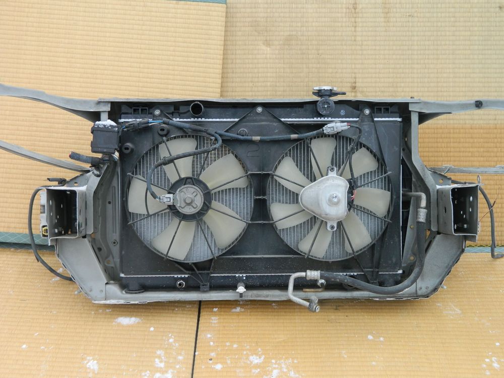 Диффузор радиатора TOYOTA CAMRY ACV30 (Контрактный) 32158222