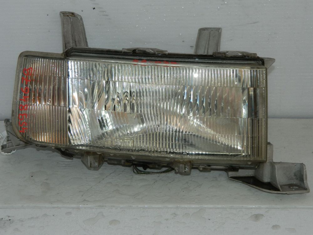 Фара TOYOTA BB NCP31 Перед Прав (Контрактный) 45984679