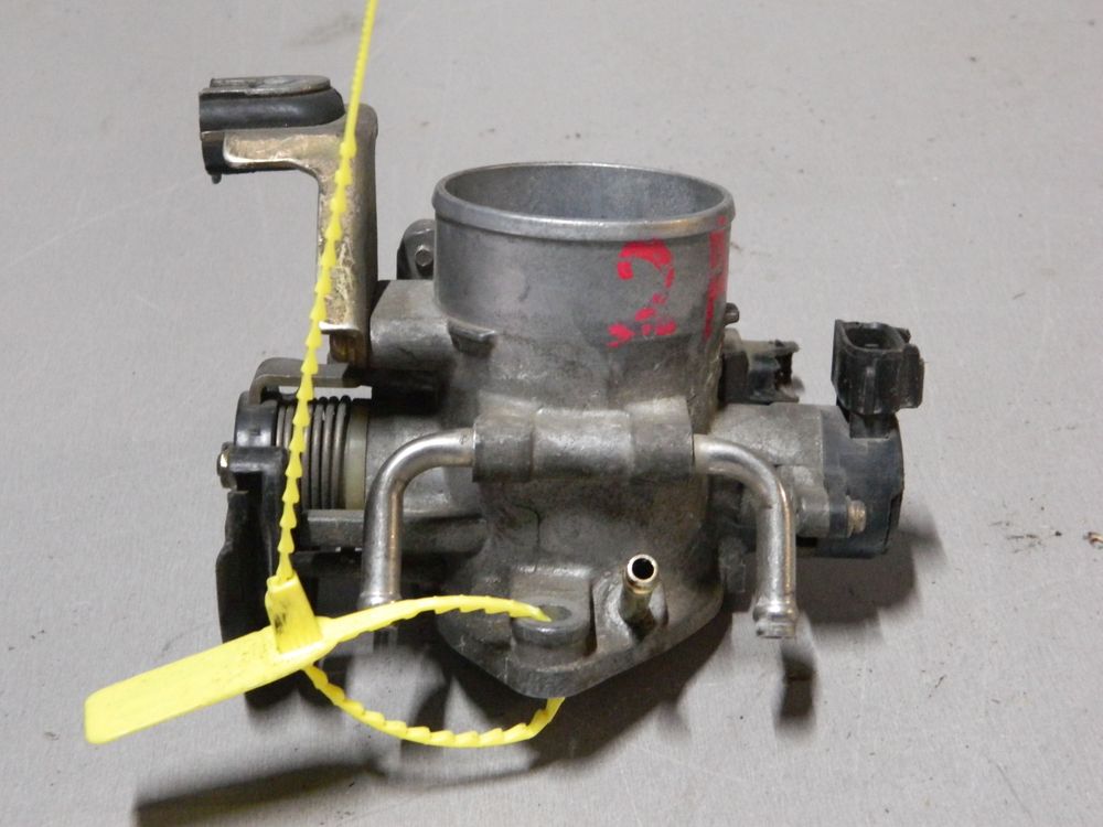 Дроссельная заслонка TOYOTA 2AZFE (Контрактный) 79780565