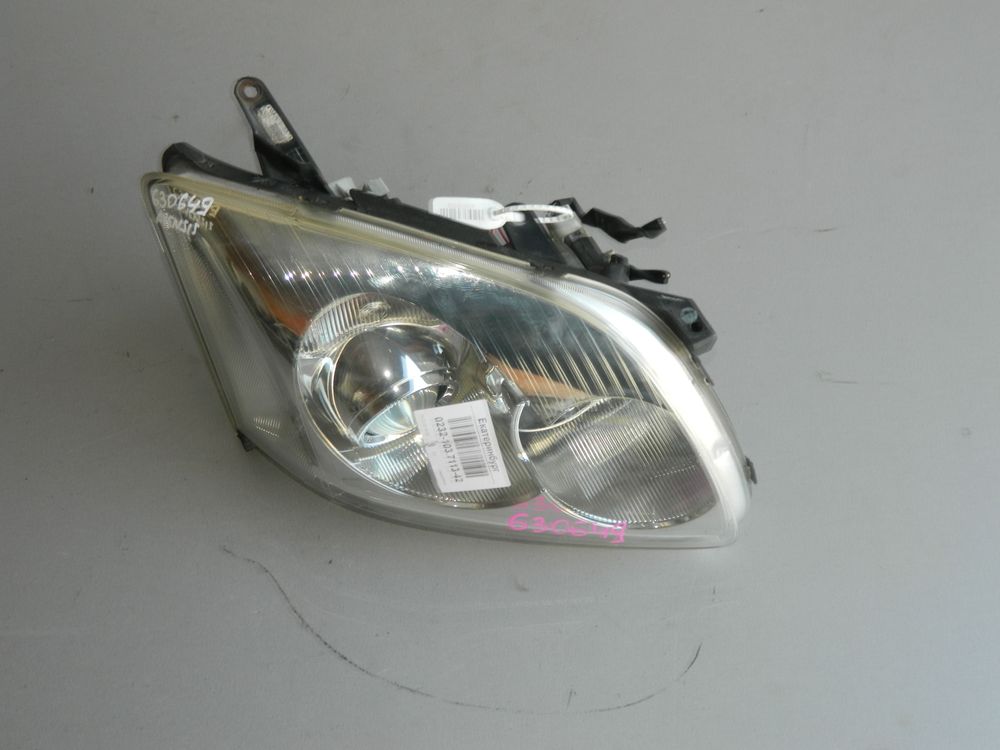 Фара TOYOTA AVENSIS AZT250 Перед. Прав. (Контрактный) 45976156