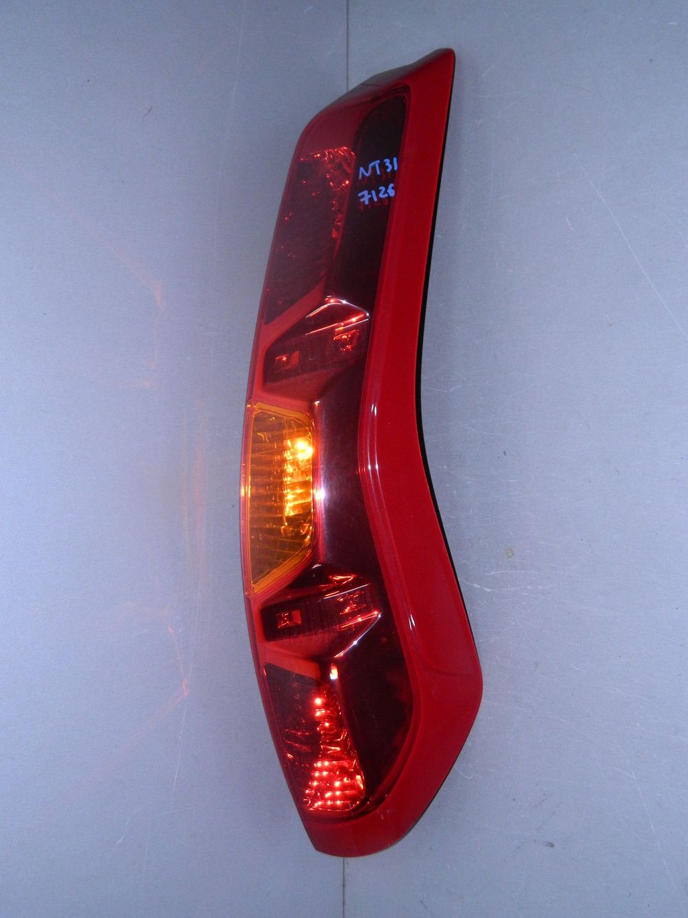 Фонарь NISSAN X-TRAIL NT31 Зад Прав (Контрактный) 110264104